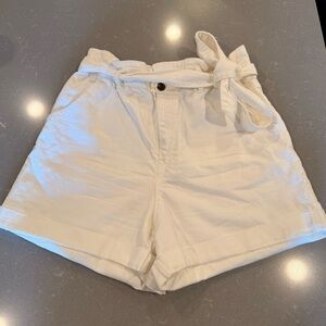 H&M White High-Waist Paperbag Shorts with Tie Belt